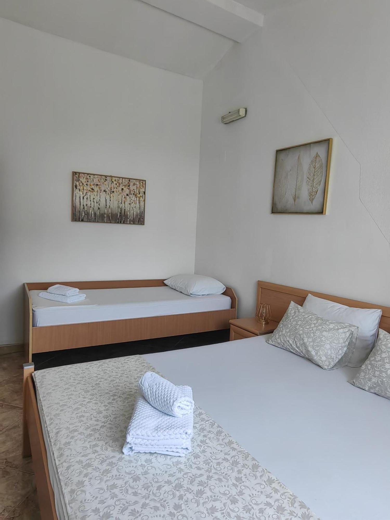 Apartments Andrea Kotor Room photo